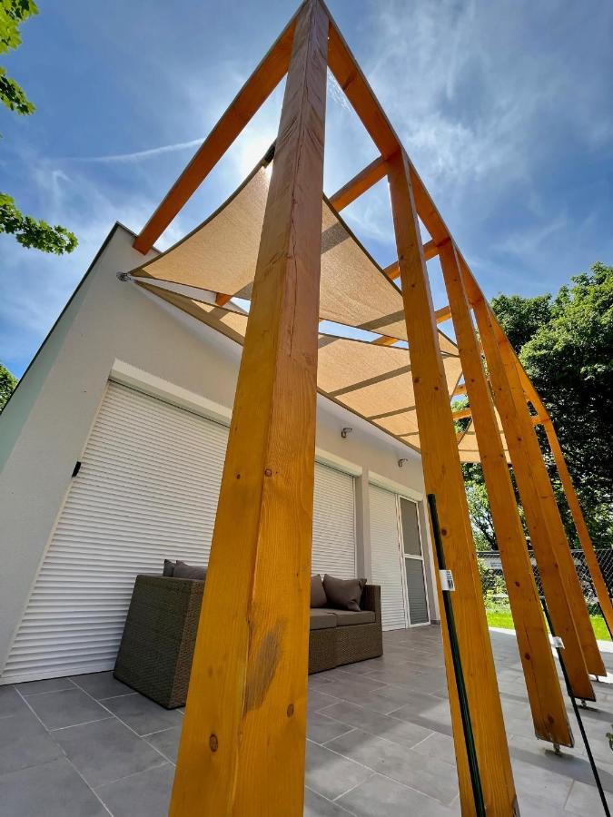 Aranygesztenye Apartmanhaz Balatonudvari Exterior photo